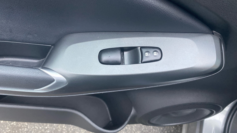 Nissan Juke 1.0 DiG-T Acenta Premium 5dr Petrol Hatchback